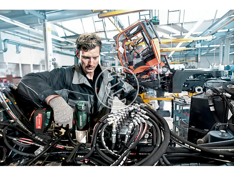 602198650 ssw_18_ltx_600_602198650_akkus_utvecsavarozok_1