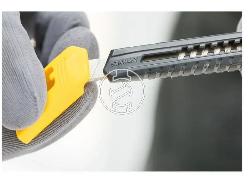 Kép: Stanley 1-10-150 tapeta vago 9 mm_12.webp