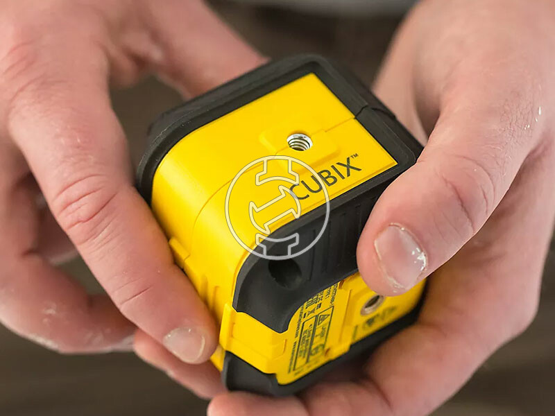 Stanley Cubix STHT77649-1 vonallézer