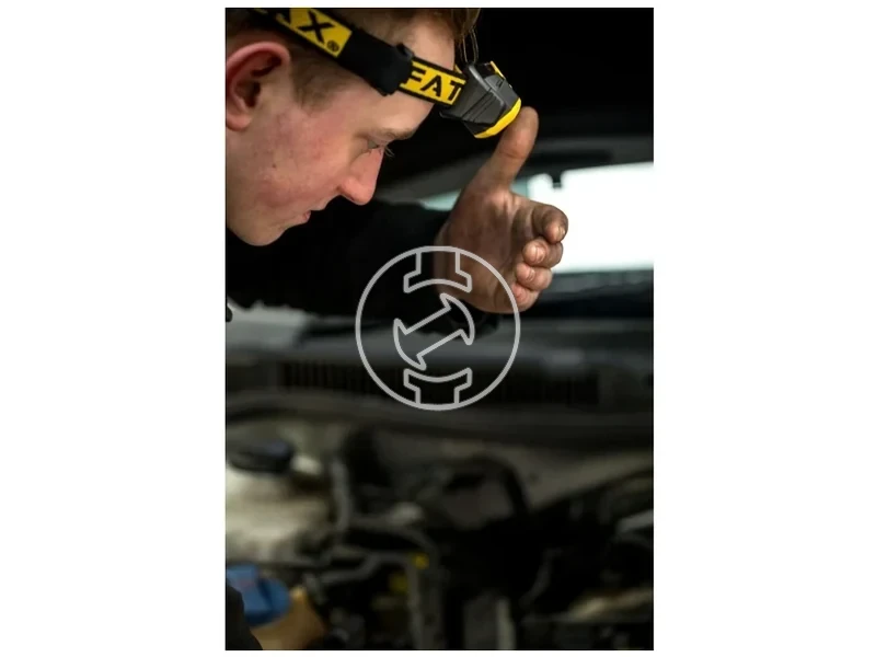 Kép: Stanley FatMax elemes fejlampa 200 lm 3xAAA_20.webp