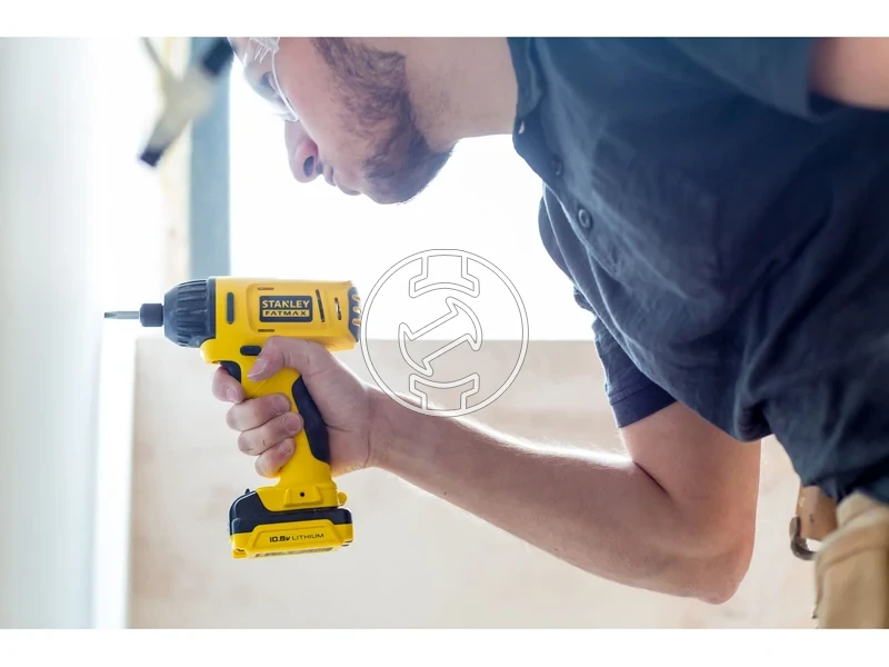 Kép: Stanley Fatmax FMC041S2-QW akkus utvecsavarozo 14 inch 110 Nm 2 x 15 Ah akkutolto_2.webp