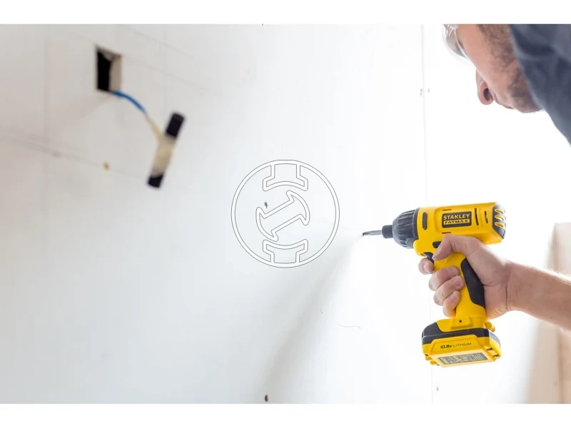 Kép: Stanley Fatmax FMC041S2-QW akkus utvecsavarozo 14 inch 110 Nm 2 x 15 Ah akkutolto_4.webp