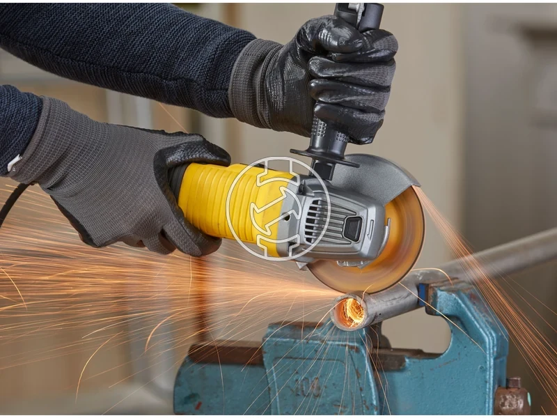 Kép: Stanley Fatmax FMEG220K-QS elektromos sarokcsiszolo 125 mm I 850 W_0.webp