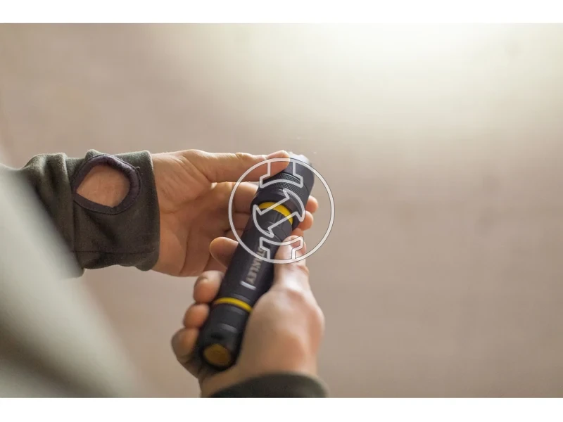 Kép: Stanley Fatmax FMHT81511-0 elemes zseblampa 350 lumen_6.webp