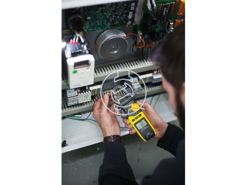 Kép: Stanley Fatmax multimeter 600 V_4.webp