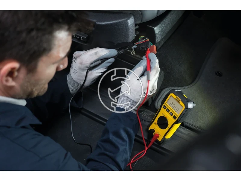 Kép: Stanley Fatmax multimeter ACDC 600V_4.webp