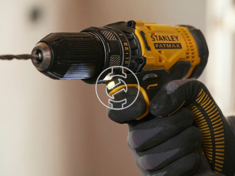 Stanley FatMax SFMCD700C2K-QW akkus fúrócsavarozó tokmányos