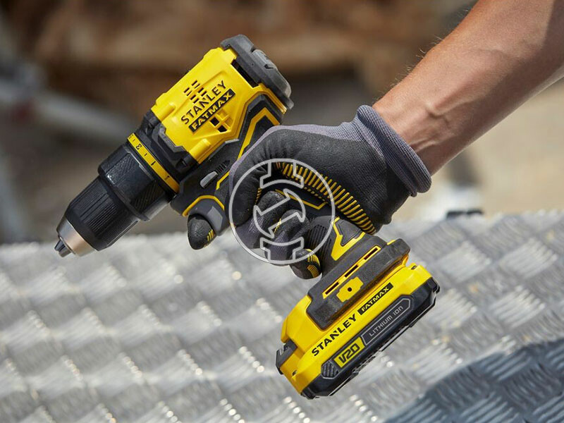 Stanley FatMax SFMCD710C2K-QW akkus fúrócsavarozó tokmányos