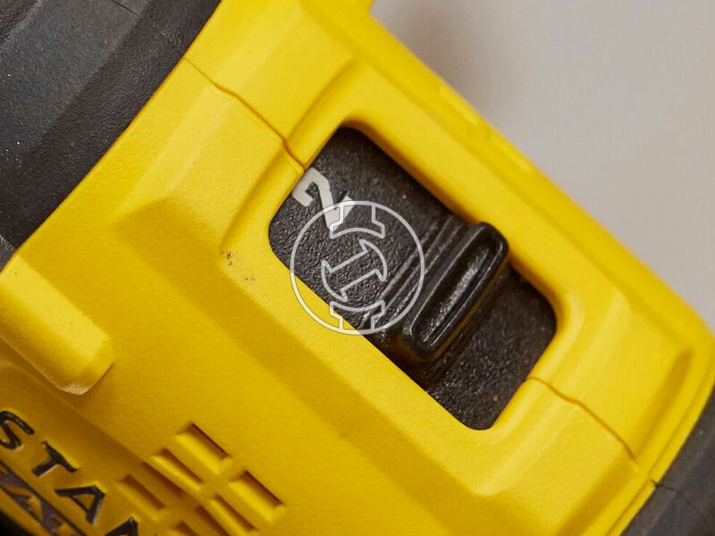 Stanley FatMax SFMCD710C2K-QW akkus fúrócsavarozó tokmányos