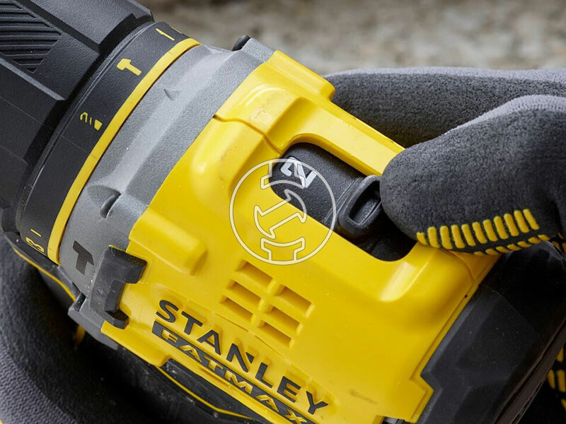 Stanley FatMax SFMCD721M2K-QW akkus fúrócsavarozó tokmányos