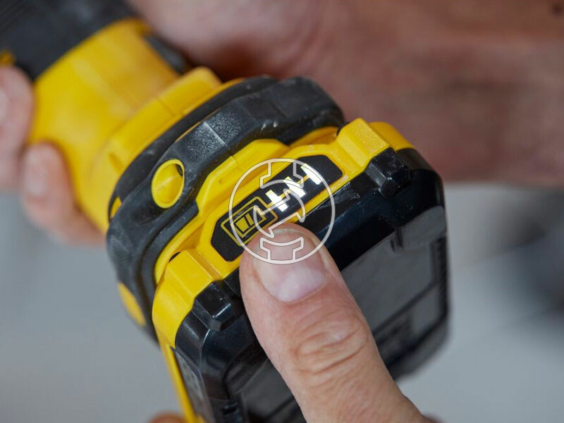 Stanley FatMax SFMCE500D2K-QW akkus multifunkciós gép rezgő