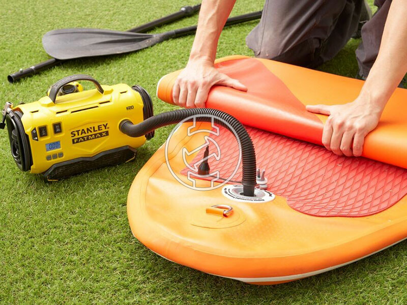 Stanley FatMax SFMCE520B-QW akkus kompresszor (akku és töltő nélkül)