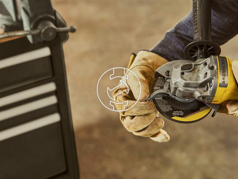 Stanley FatMax SFMCG700M2K-QW akkus sarokcsiszoló