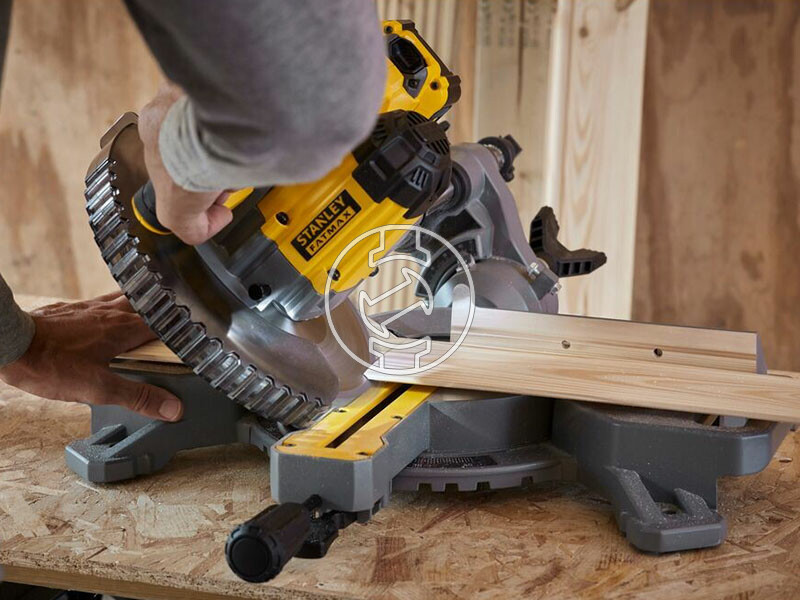 Stanley FatMax SFMCS701M1-QW akkus gérvágó