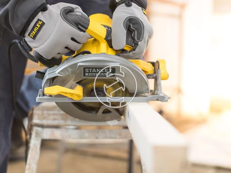 Stanley FME301 Fatmax elektromos körfűrész 1650W