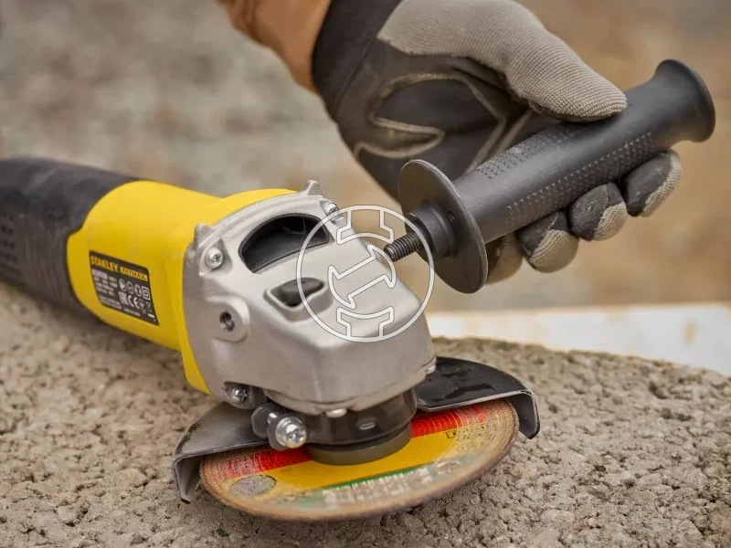 Stanley FMEG225VS Fatmax elektromos sarokcsiszoló 1100W