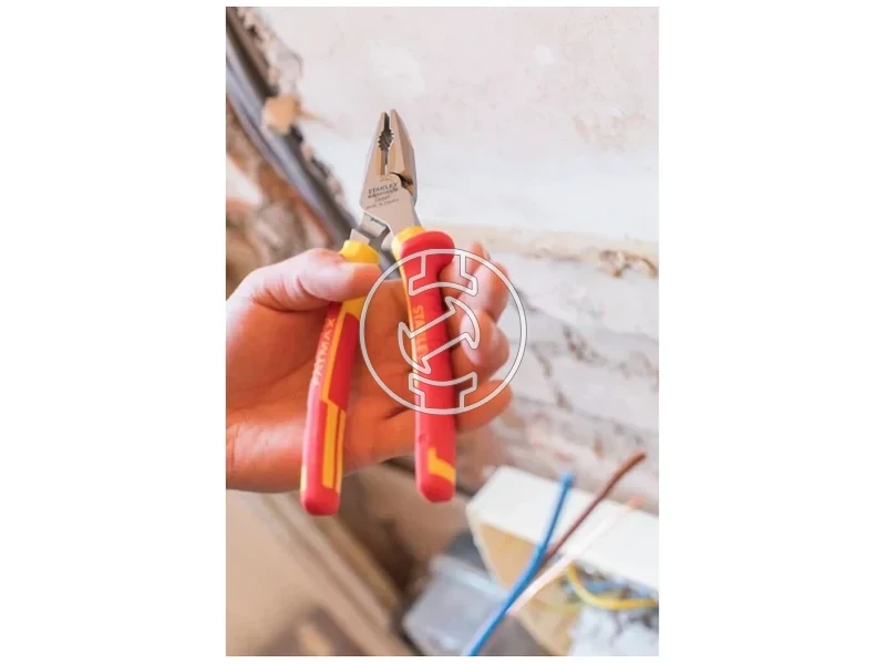 Kép: Stanley MaxSteel szigetelt kombinaltfogo 175 mm_6.webp