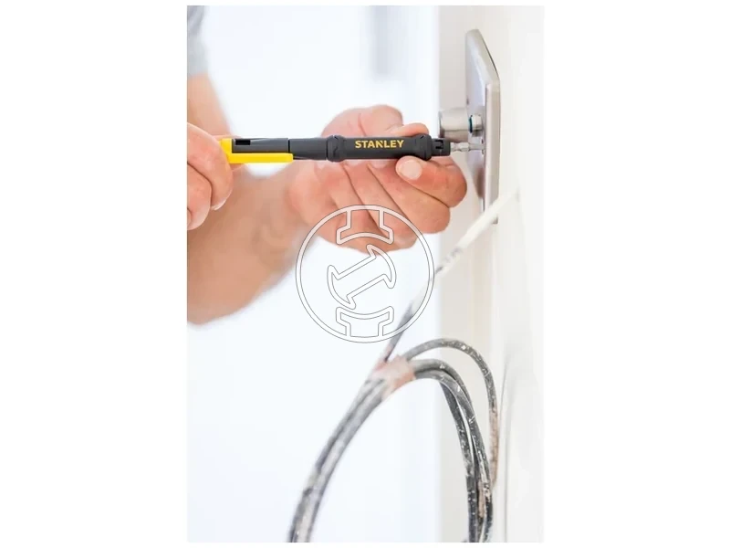 Kép: Stanley multibit csavarhuzo 4 in 1_17.webp