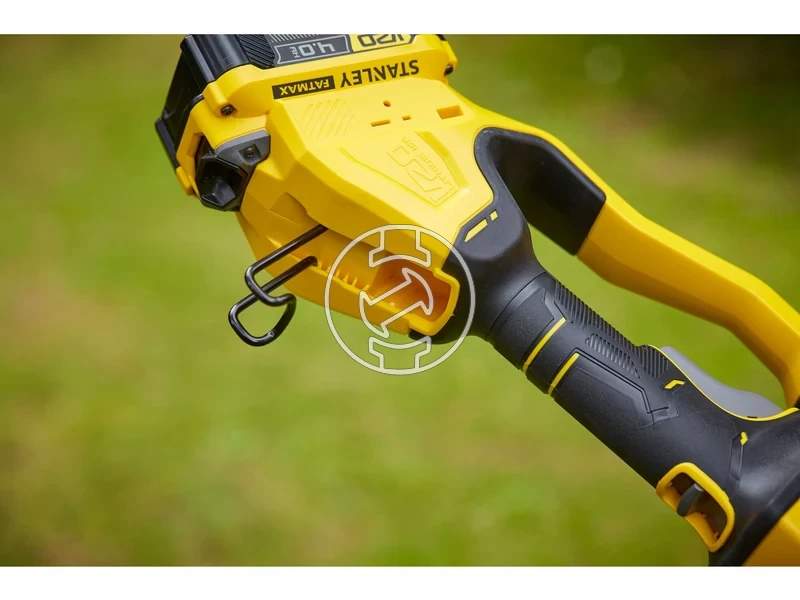 Kép: Stanley SFMCPS620M1-QW akkus magassagi lancfuresz V20 teleszkopos 20 cm_3.webp