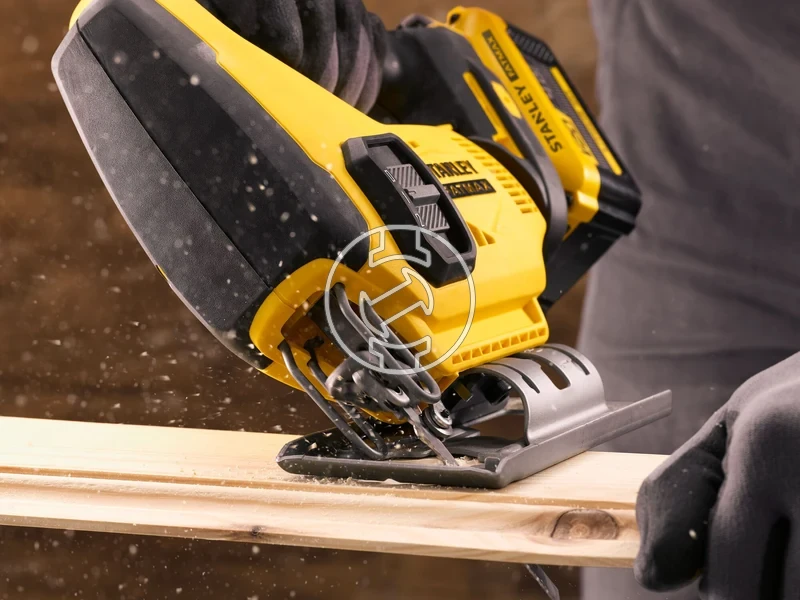 Kép: Stanley SFMCS600M2K-QW akkus dekopirfuresz 20V 2 x 4.0Ah_3.webp