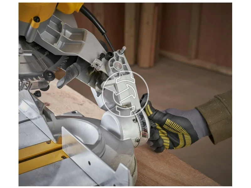 Kép: Stanley SM1650-QS elektromos gervago 1650 W 254 mm_6.webp