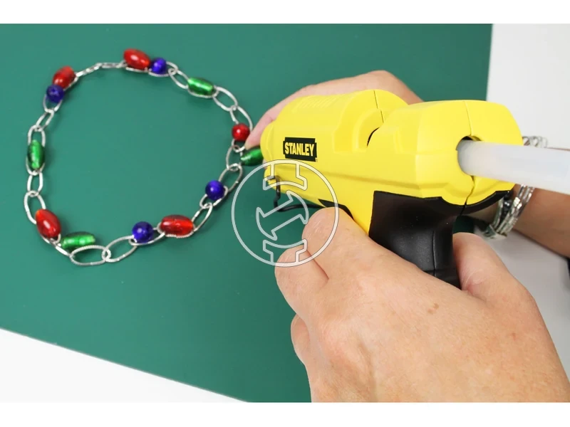 Kép: Stanley STHT6-70417 elektromos ragasztopisztoly 95 W_5.webp