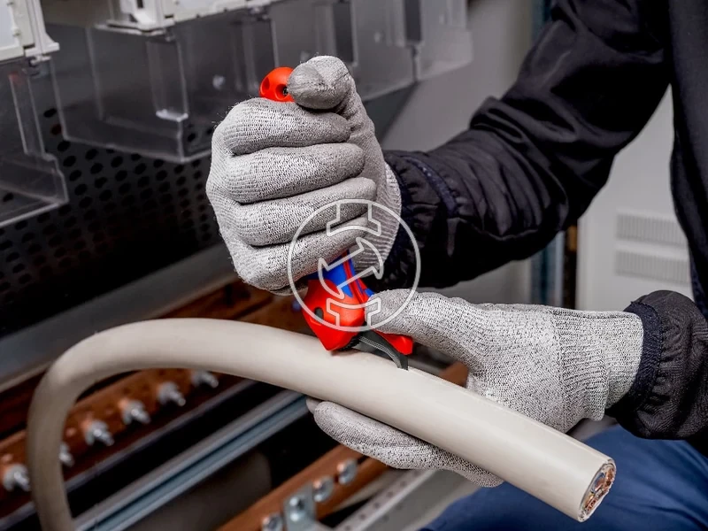 Kép: Stripping knife with guide shoe.webp