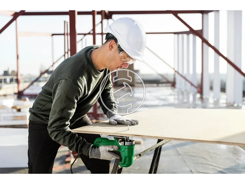 Kép: Szurofuresz 705W850-3000min vmfaban 90mm acelban 8mm 3-elotolas uzemmod gyorscsatlakozo 2.2 kg testmarkolat.webp