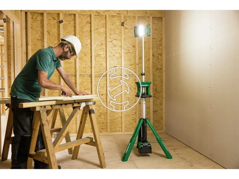 Kép: Teleszkopos alloreflektor 3 elforgathatodontheto fej 1000200030004000 Lumen halozati csatlakozo hibrid akkurol vagy halozatrol IP55 88Kg.webp