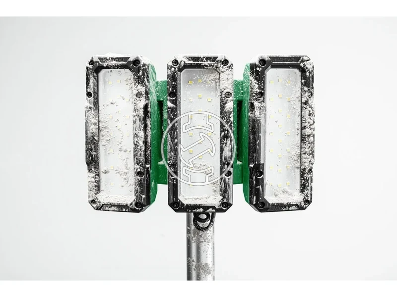 Kép: Teleszkopos alloreflektor 3 elforgathatodontheto fej 1000200030004000 Lumen halozati csatlakozo hibrid akkurol vagy halozatrol IP55 88Kg.webp