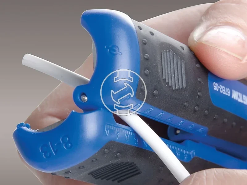 Kép: Tobbcelu kabelcsupaszito 67B2-05.webp