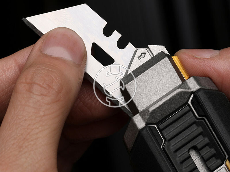 Toughbuilt H4S5-01 tapéta vágó