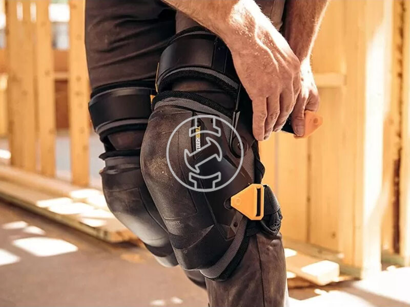 Toughbuilt KP-3 térdvédő combtámasszal