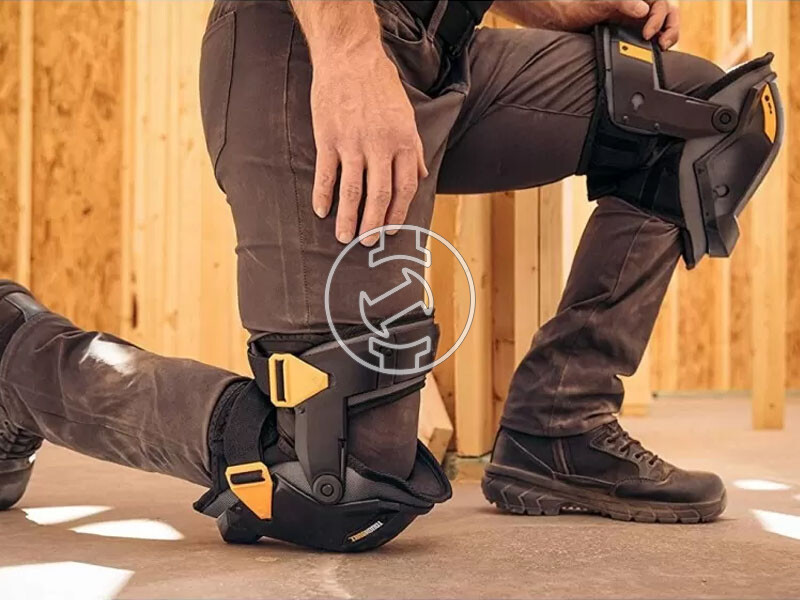 Toughbuilt KP-3 térdvédő combtámasszal