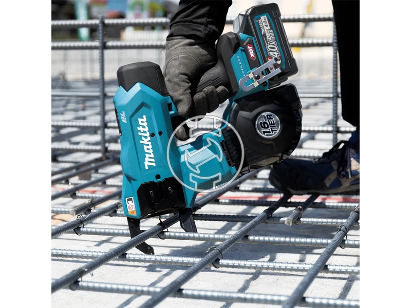 Makita TR001G akkus betonvas kötözőgép 40 V | Szénkefementes | Akku és töltő nélkül