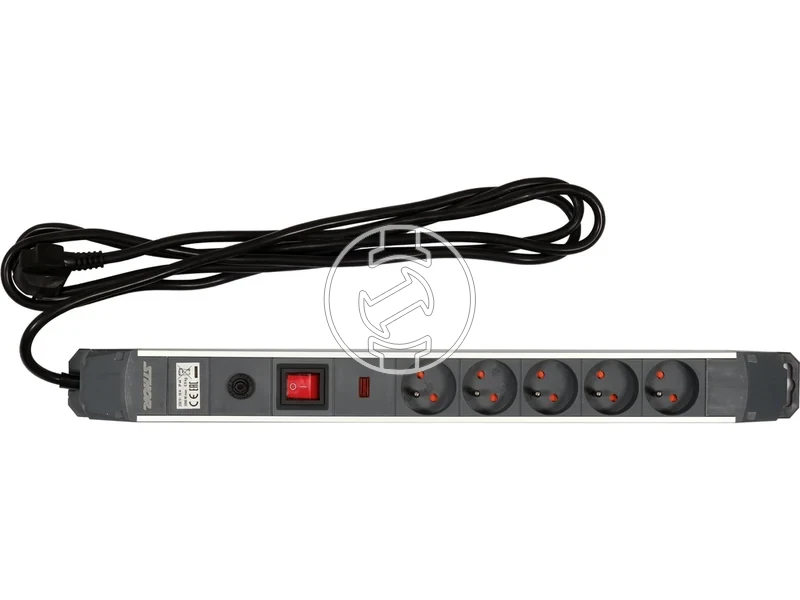 Kép: Tulfeszultsegvedett 5 aljzatos foldelt eloszto 3 m kabel aluminiumhazas.webp