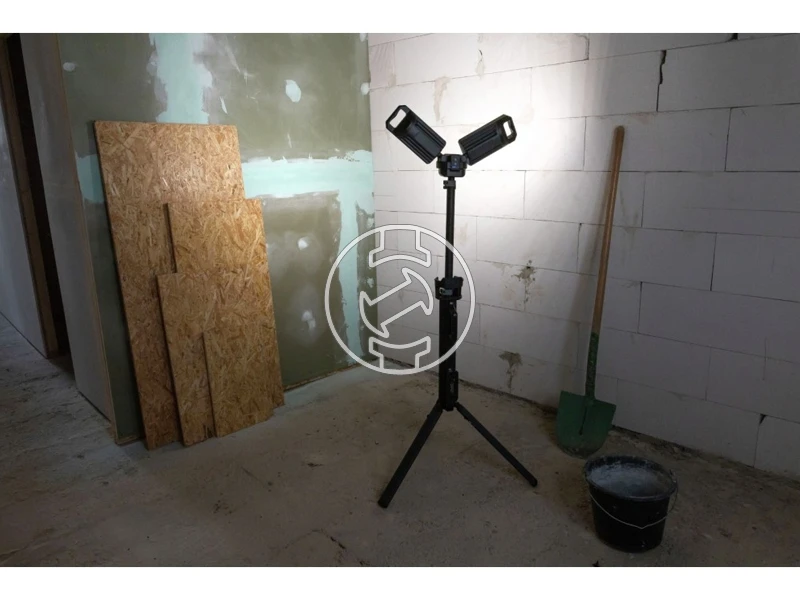 Ansmann WL5000R akkus teleszkópos térmegvilágító lámpa 7,3 V, 5000 lm