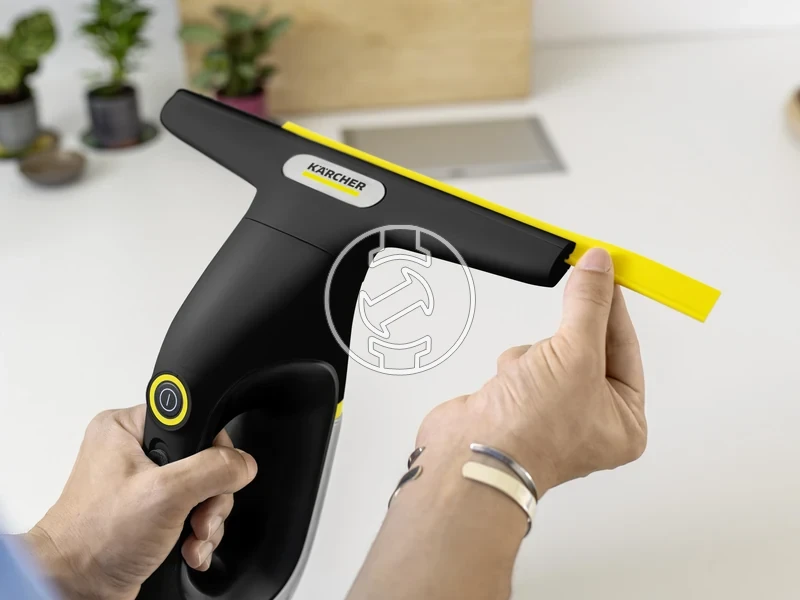 Kép: WV 2 Universal Precision Black.webp