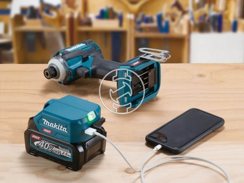 Kép: XGT adapter 2 db 24 A USB A port.webp