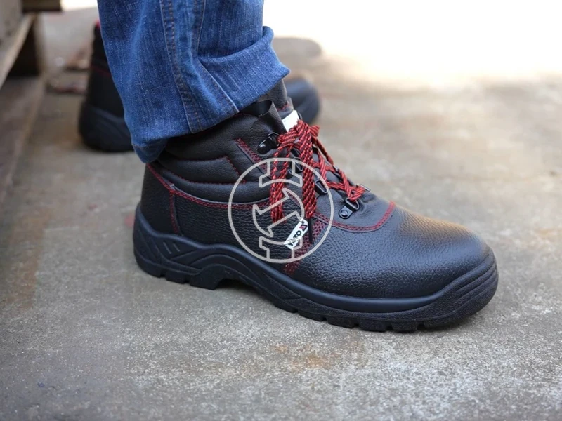 Kép: Yato PUNO munkavedelmi cipo SB 46.webp