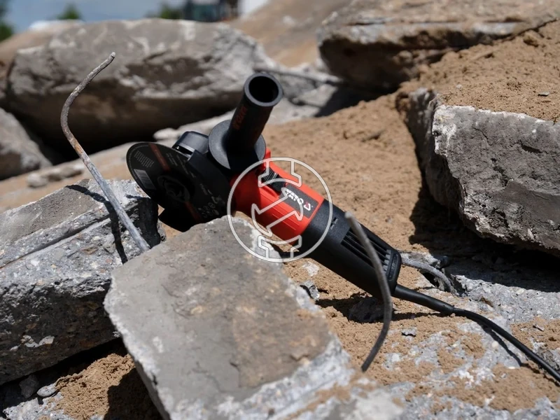 Kép: Yato YT-82100 elektromos sarokcsiszolo 1100 W 125 mm.webp