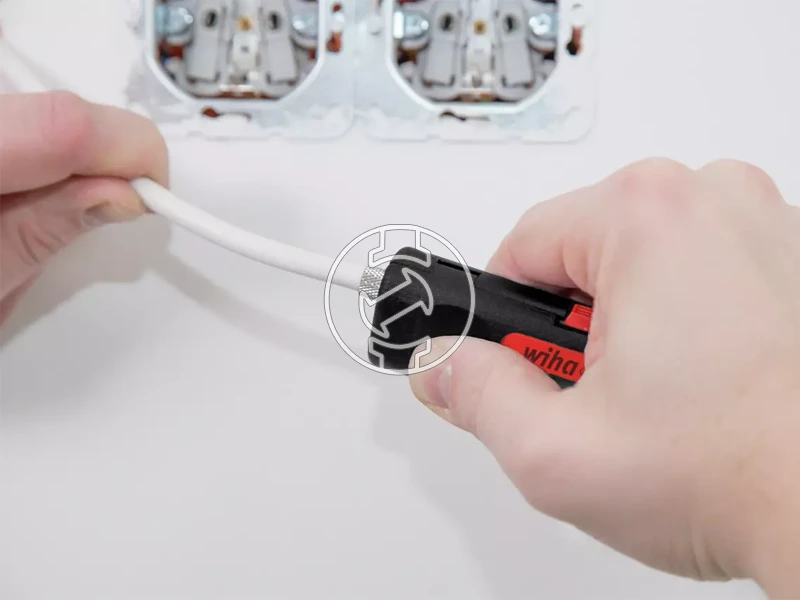 Wiha Professional electric kábelcsupaszító 6,0-8,0